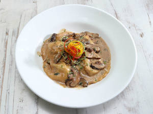 Spinach and Ricotta Ravioli (Nuts)