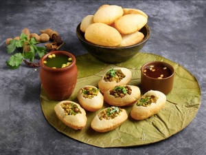 Sooji Golgappa ( 6pc)