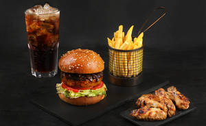 Single patty chicken burger With Fries, Winglet & Coke