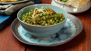 Hara Matar Masala