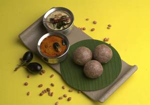 Ragi Sankati (2pc) With Gutti Vankaya With Palli Pachadi