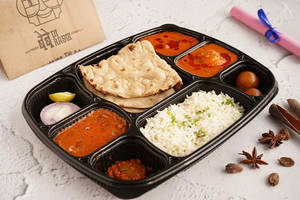 Amritsari Fish Curry Combo Thali