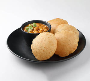 Poori Chana (Desi Ghee)