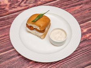 Cheesy Corn Vada Pav