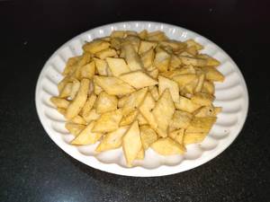 Sada Namkin (250 gms)