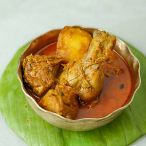 Homely Chicken Curry With Alu