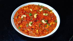 Kaju Khumb Masala