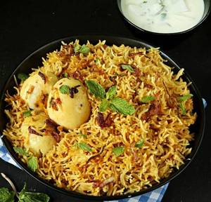 Dum Egg Biryani [2 Eggs + Raita]