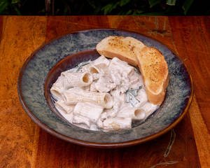 Non Veg Rigatoni Bianca With Cream & Parmesan
