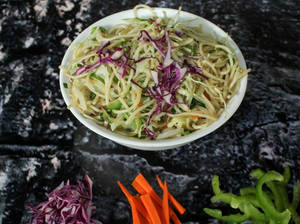 Veg Hakka Noodles
