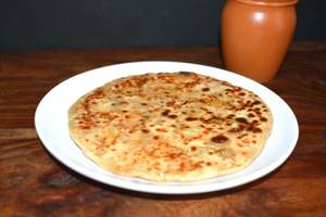 Aloo Paneer Paratha
