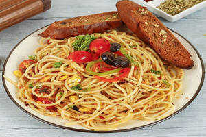 Aglio Olio Veg - Served With Spaghetti Pasta
