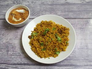 Butter Chicken With Cauliflower Rice