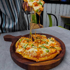 Chicken Makhani Pizza [7 Inches]