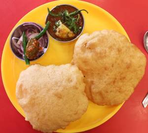 Chhola Bhatura