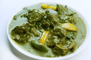 Chicken in Green Curry (6 Pcs)