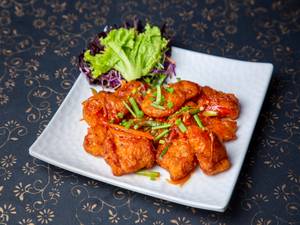 Pan Fried Chilli Fish (8 Pcs)