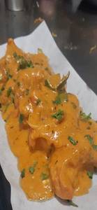 Chicken Makhani Momos