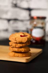 Jam Biscuit 200 gm