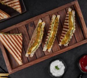 Veg Paneer Sandwich