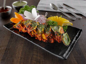 Sholey Paneer Tikka
