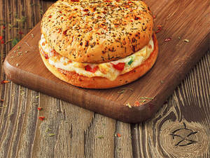 Classic Chicken Pizza Burger