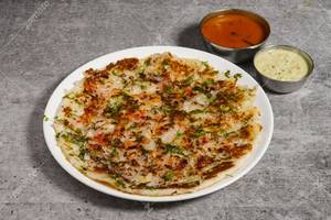 onion tomato uttapam