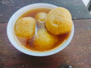 Nolen Gur Er Rasgulla Big 4 Pcs 