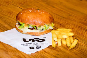 Chipotle Cheesy Burger