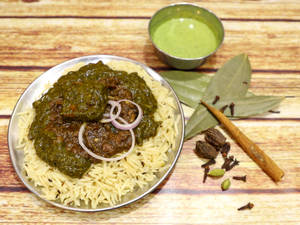 Palak Paneer chole Rice (Half)