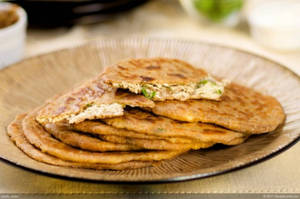 Paneer paratha