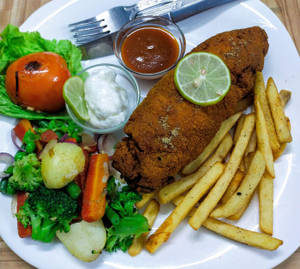 Chicken Alakiev + French Fries + Tartar Sauce (Aahare Special)