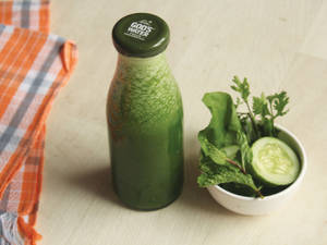 Green Juice + Herbal Juice