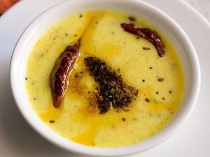 Dahi Kadhi