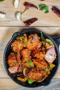 Andhra Chilli Chicken (endumirchired Chilli)