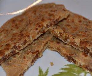 Sattu Paratha (2 Parathas)