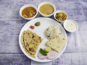 Balaji Special Aloo Paratha Thali