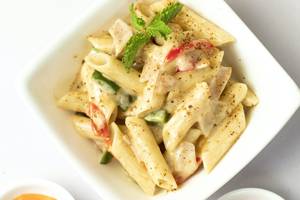 White Sauce Pasta