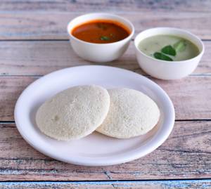 Idli 2 Chutney