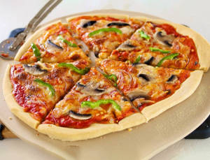 7" Small Cheese & Onion Pizza