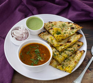 Amritsari Kulcha + Chana