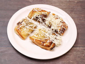 Chocolate Cheese Sandwich