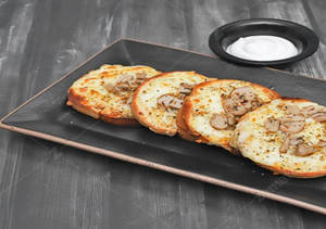 Mushroom Cheese Garlic Bread 4 - Pieces