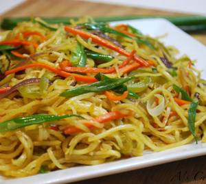 Hakka Noodles