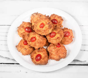 Macarom Biscuit (250 Gms)