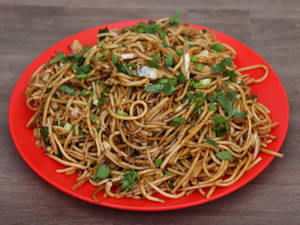 Veg Butter Garlic Noodles