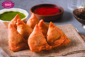 Punjabi Cocktail Samosa [6 Pcs]