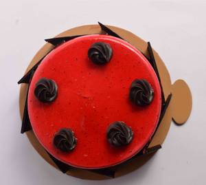 Choco Strawberry Cake