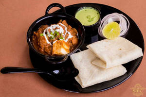Veg Kathi Kabab With 2 Rumali Roti