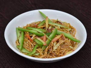 Veg Chowmein